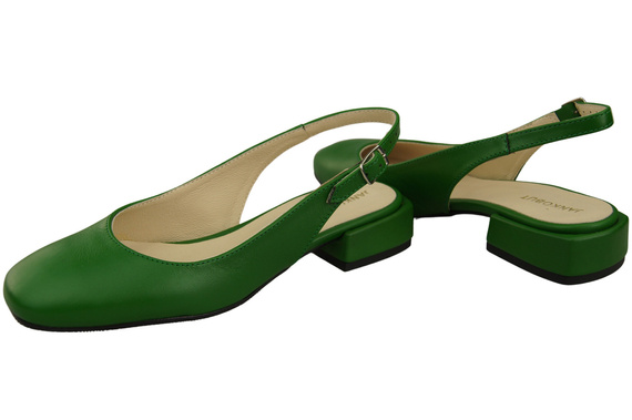 Dámské sandály na plochém podpatku z přírodní kůže 206 ElitaBut