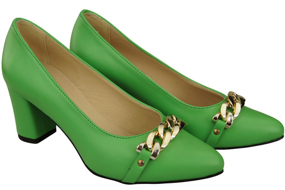 Klasické dámské boty z přírodní kůže se zlatým ozdobným řetízkem 200 ElitaBut