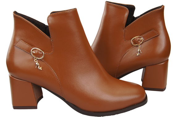 Dámské kotníkové boty ElitaBut 226 Hnědá z pravé kůže, zateplené, hranatá špička, široký podpatek (blok)