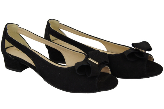 Dámské sandály z černé přírodní semišové kůže 994 Z Kombinace stylu a pohodlí ElitaBut