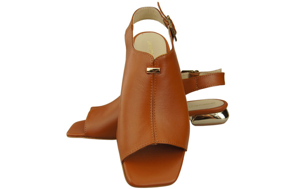 Pohodlná dámská obuv Červené sandály Plochý zlatý podpatek Přírodní kůže 207 ElitaBut