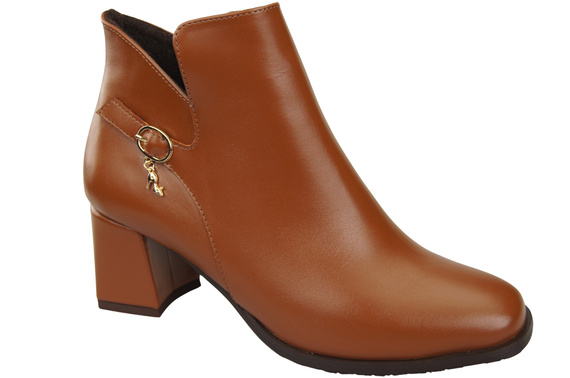 Dámské kotníkové boty ElitaBut 226 Hnědá z pravé kůže, zateplené, hranatá špička, široký podpatek (blok)