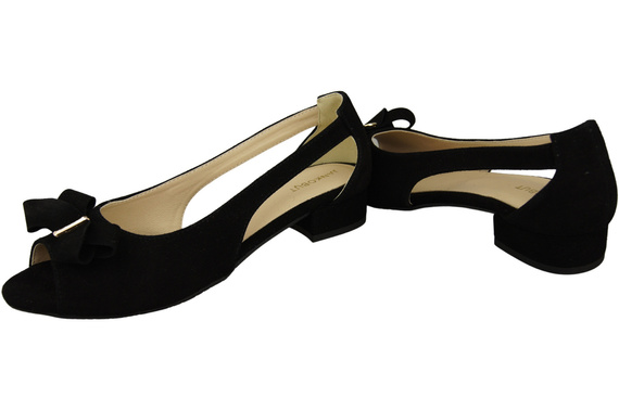 Dámské sandály z černé přírodní semišové kůže 994 Z Kombinace stylu a pohodlí ElitaBut