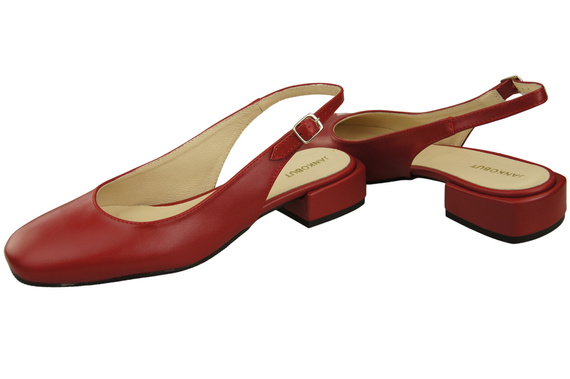 Dámské sandály na plochém podpatku z přírodní kůže 206 ElitaBut