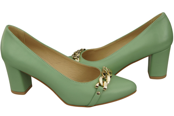 Klasická dámská kožená obuv v mátové barvě se zlatým ozdobným řetízkem 200 ElitaBut