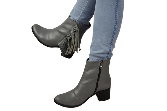 Obuv Dámské boty z přírodní kůže 935