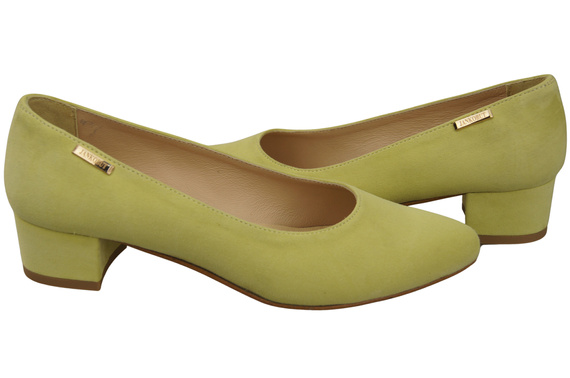 Pohodlná dámská obuv Banana Natural Suede Leather 220 od ElitaBut