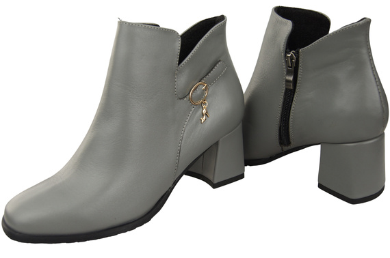 Dámské kotníkové boty ElitaBut 226 Ash z pravé kůže, zateplené, hranatá špička, široký podpatek (blok)