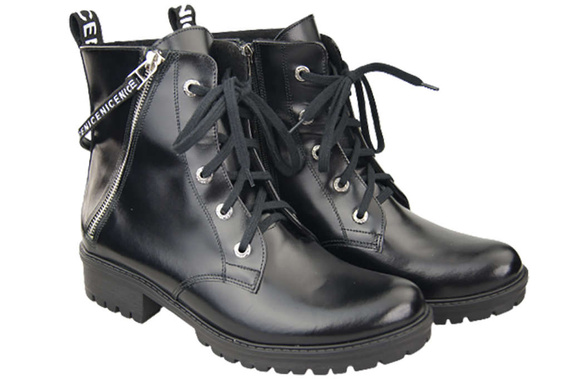 Obuv Kozačky Černé lesklé dámské s nápisem NICE Přírodní kůže 173 Od ElitaBut