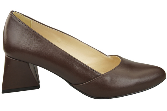Dámské Lodičky Čokoláda Pravá Kůže Špičatá Špička Podpatek ElitaBut 221