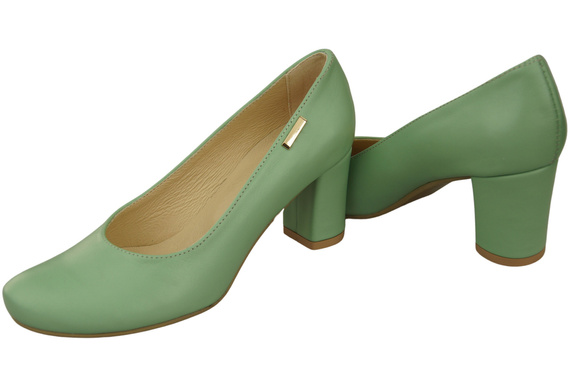 Obuv Classic Dámské mátové kožené lodičky Almond Nose 201 ElitaBut