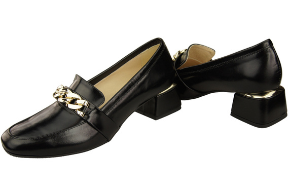 Dámské boty černé lesklé s ozdobným řetízkem Dámské mokasínové lodičky z přírodní kůže 193 ElitaBut