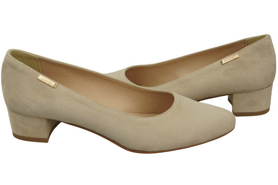 Pohodlné dámské boty Beige Natural Suede Leather 220 od ElitaBut