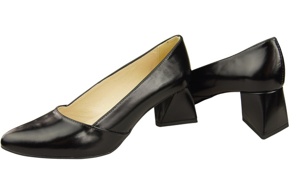 Dámské Lodičky Černá lesklá Pravá Kůže Špičatá Špička Podpatek ElitaBut 221