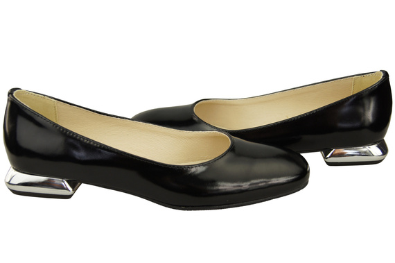 Ploché dámské boty Černé boty s lesklým ozdobným podpatkem Přírodní kůže 209 ElitaBut