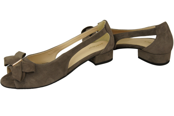 Dámské sandály Light Brown Natural Suede Leather 994 s kombinací stylu a pohodlí ElitaBut