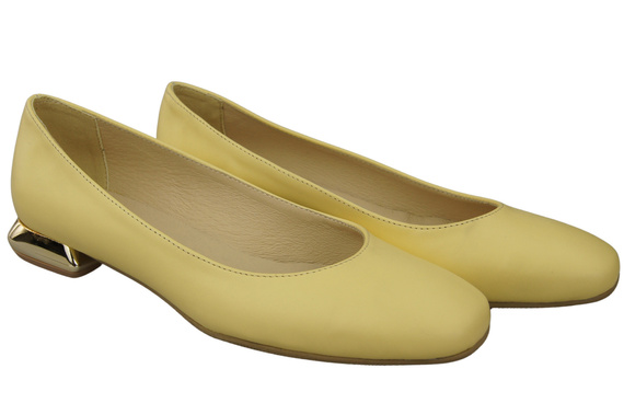 Plochá dámská obuv Dámské lodičky Banana Ozdobný podpatek Přírodní kůže 209 ElitaBut