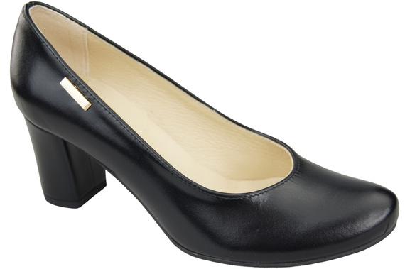 Klasické dámské černé lesklé boty z přírodní kůže Almond Nose 201 ElitaBut