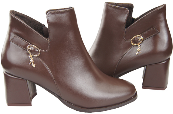 Dámské kotníkové boty ElitaBut 226 Čokoláda z pravé kůže, zateplené, hranatá špička, široký podpatek (blok)