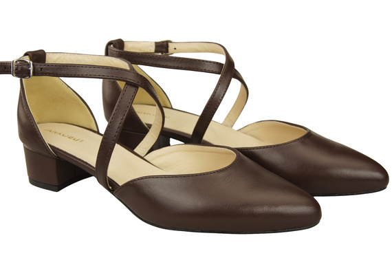 Dámské Sandály Kožené Čokoláda s Pásky na Nízkém Podpatku 223 ElitaBut