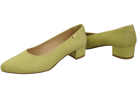 Pohodlná dámská obuv Banana Natural Suede Leather 220 od ElitaBut