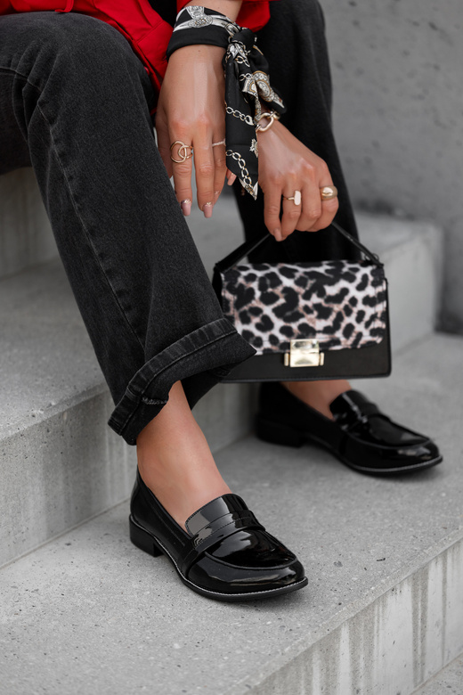 Obuv Dámské mokasíny z přírodní kůže Černý lak 139 ElitaBut