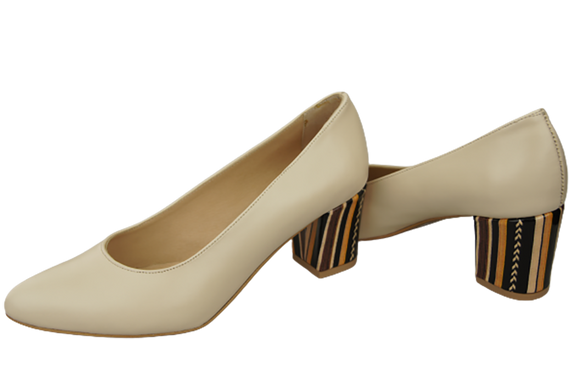 Dámská obuv Béžové lodičky z přírodní kůže s ozdobným podpatkem 158 ElitaBut