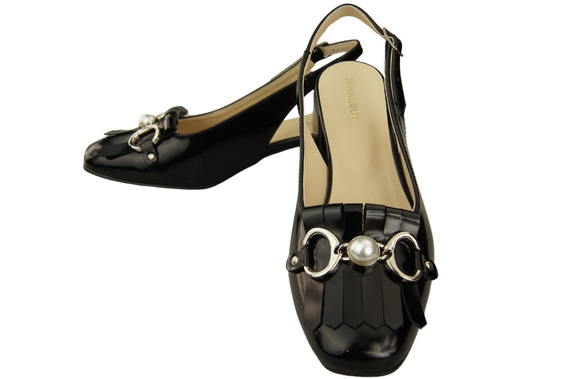 Dámská obuv Černé lesklé sandály zdobené třásněmi Přírodní kůže 208 ElitaBut