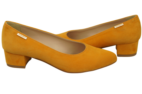 Pohodlné dámské boty Mango z přírodní semišové kůže 220 od ElitaBut