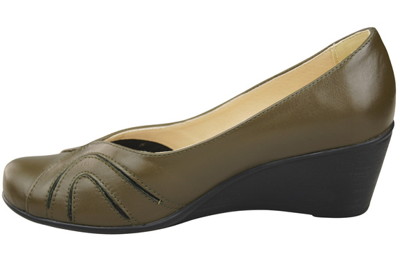 Dámské lodičky z přírodní kůže na platformě 828 ElitaBut